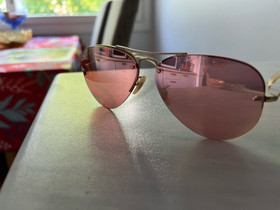 Rayban aviator, Muut asusteet, Asusteet ja kellot, Lahti, Tori.fi Rayban aviator, Muut asusteet, Asusteet ja kellot, Lahti, Tori.fi