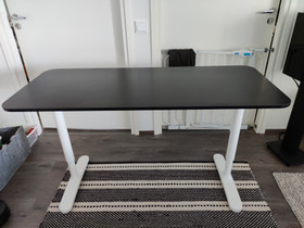 IKEA BEKANT työpöytä 160x60, Pöydät ja tuolit, Sisustus ja huonekalut, Nokia, Tori.fi IKEA BEKANT työpöytä 160x60, Pöydät ja tuolit, Sisustus ja huonekalut, Nokia, Tori.fi