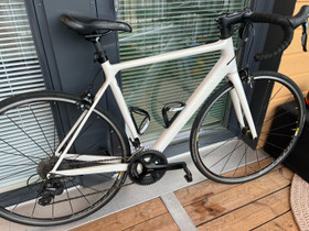 Canyon, Endurace CF 7.0 WMN, Kilpapyörät, Polkupyörät ja pyöräily, Espoo, Tori.fi Canyon, Endurace CF 7.0 WMN, Kilpapyörät, Polkupyörät ja pyöräily, Espoo, Tori.fi