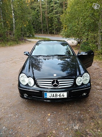 Mercedes-Benz CLK, kuva 1