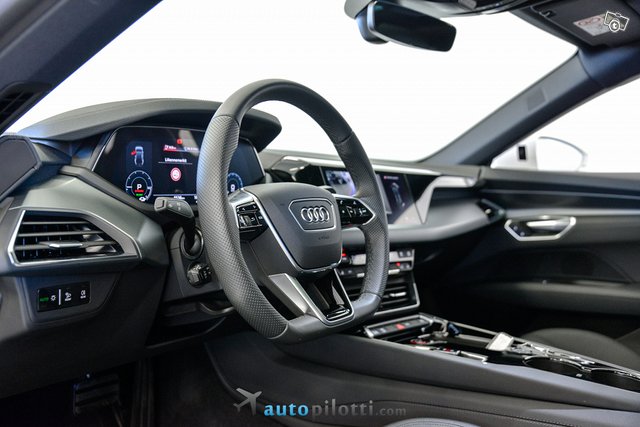 Audi E-Tron GT 17