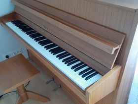 Hellas piano, vm.1975, Pianot, urut ja koskettimet, Musiikki ja soittimet, Hattula, Tori.fi Hellas piano, vm.1975, Pianot, urut ja koskettimet, Musiikki ja soittimet, Hattula, Tori.fi