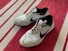 Nike golfkengät koko 42,5, Golf, Urheilu ja ulkoilu, Helsinki, Tori.fi Nike golfkengät koko 42,5, Golf, Urheilu ja ulkoilu, Helsinki, Tori.fi