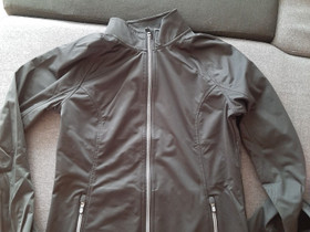 Naisten Cutter&buck softshell, Golf, Urheilu ja ulkoilu, Lappajärvi, Tori.fi Naisten Cutter&buck softshell, Golf, Urheilu ja ulkoilu, Lappajärvi, Tori.fi