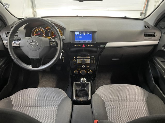 Opel Astra 11