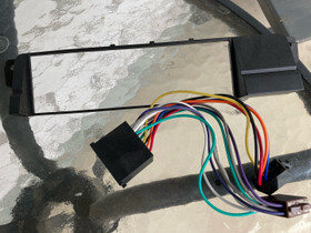 BMW E46 radion asennus johtosarja ja kehys, Autostereot ja tarvikkeet, Auton varaosat ja tarvikkeet, Suonenjoki, Tori.fi BMW E46 radion asennus johtosarja ja kehys, Autostereot ja tarvikkeet, Auton varaosat ja tarvikkeet, Suonenjoki, Tori.fi