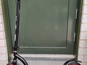 Potkulauta, Muu urheilu ja ulkoilu, Urheilu ja ulkoilu, Vantaa, Tori.fi Potkulauta, Muu urheilu ja ulkoilu, Urheilu ja ulkoilu, Vantaa, Tori.fi