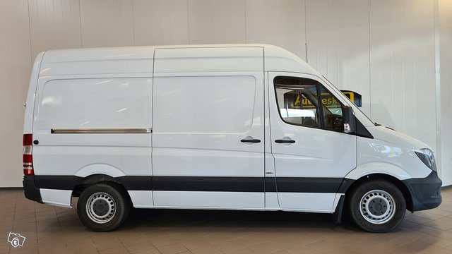 Mercedes-Benz Sprinter 2