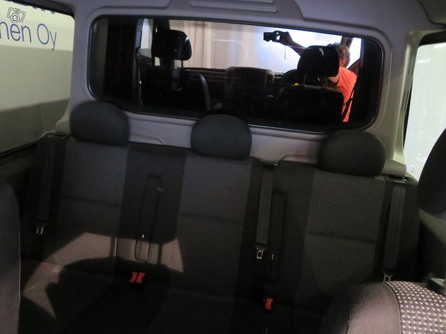 Mercedes-Benz Sprinter 5