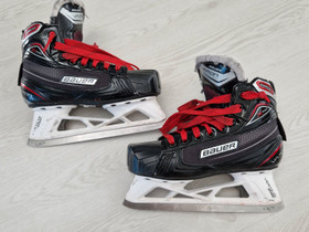 Bauer Vapor X700 JR jääkiekkomaalivahdinluistimet, Jääkiekko ja luistelu, Urheilu ja ulkoilu, Vantaa, Tori.fi Bauer Vapor X700 JR jääkiekkomaalivahdinluistimet, Jääkiekko ja luistelu, Urheilu ja ulkoilu, Vantaa, Tori.fi
