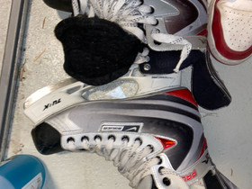 Bauer vapor pro, Jääkiekko ja luistelu, Urheilu ja ulkoilu, Vantaa, Tori.fi Bauer vapor pro, Jääkiekko ja luistelu, Urheilu ja ulkoilu, Vantaa, Tori.fi