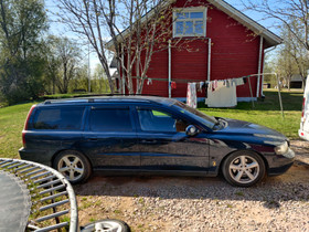 Volvo V70 D5 osina, Autovaraosat, Auton varaosat ja tarvikkeet, Muhos, Tori.fi