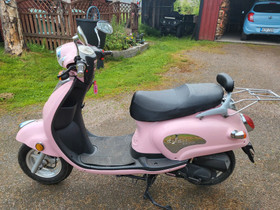 ZNEN Skootteri, Mopot, Moto, Vantaa, Tori.fi ZNEN Skootteri, Mopot, Moto, Vantaa, Tori.fi