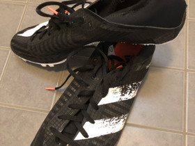 Adidas sprintstar pikajuoksupiikkarit koko 44, Juoksu ja lenkkeily, Urheilu ja ulkoilu, Mikkeli, Tori.fi Adidas sprintstar pikajuoksupiikkarit koko 44, Juoksu ja lenkkeily, Urheilu ja ulkoilu, Mikkeli, Tori.fi