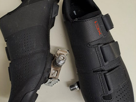 Shimano Ajokenkä Xc100, Pyörätarvikkeet ja kypärät, Polkupyörät ja pyöräily, Seinäjoki, Tori.fi Shimano Ajokenkä Xc100, Pyörätarvikkeet ja kypärät, Polkupyörät ja pyöräily, Seinäjoki, Tori.fi