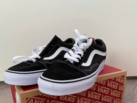 Uudet Vans -kengät, Vaatteet ja kengät, Tuusula, Tori.fi Uudet Vans -kengät, Vaatteet ja kengät, Tuusula, Tori.fi