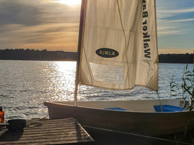 Purjejolla Walkerbay 8, Purjeveneet, Veneet, Vihti, Tori.fi Purjejolla Walkerbay 8, Purjeveneet, Veneet, Vihti, Tori.fi