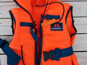 Lasten pelastusliivit 15-30 kg., Veneen varusteet ja varaosat, Venetarvikkeet ja veneily, Kuopio, Tori.fi Lasten pelastusliivit 15-30 kg., Veneen varusteet ja varaosat, Venetarvikkeet ja veneily, Kuopio, Tori.fi
