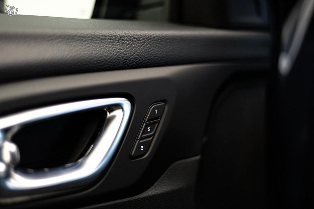 Jeep Compass 13
