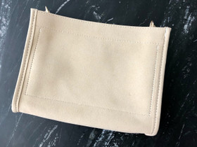 Toiletry 26, Laukut ja hatut, Asusteet ja kellot, Espoo, Tori.fi Toiletry 26, Laukut ja hatut, Asusteet ja kellot, Espoo, Tori.fi