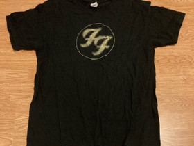Foo Fighters T-paita L, Muu musiikki ja soittimet, Musiikki ja soittimet, Varkaus, Tori.fi Foo Fighters T-paita L, Muu musiikki ja soittimet, Musiikki ja soittimet, Varkaus, Tori.fi