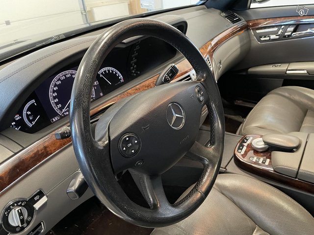 Mercedes-Benz S 7