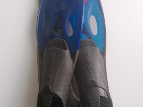 Speedo räpylät ja snorkkeli, Uinti ja sukellus, Urheilu ja ulkoilu, Seinäjoki, Tori.fi Speedo räpylät ja snorkkeli, Uinti ja sukellus, Urheilu ja ulkoilu, Seinäjoki, Tori.fi