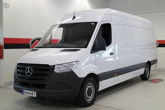 MERCEDES-BENZ SPRINTER