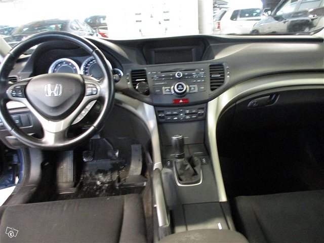 Honda Accord 13