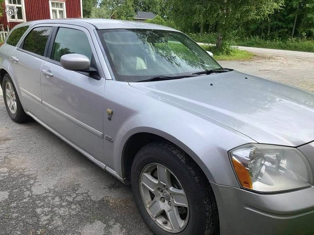 Dodge Magnum 1