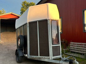 Kahden hevosen koppi, Trailerit ja kuljetus, Hevoset ja hevosurheilu, Lapua, Tori.fi Kahden hevosen koppi, Trailerit ja kuljetus, Hevoset ja hevosurheilu, Lapua, Tori.fi