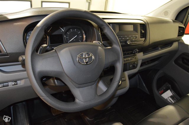 TOYOTA PROACE 11