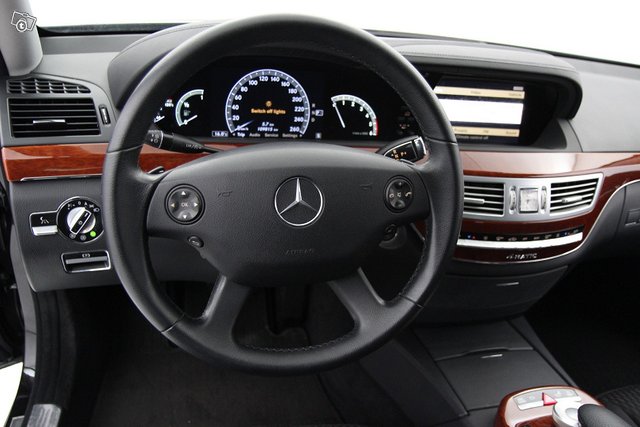 Mercedes-Benz S 15