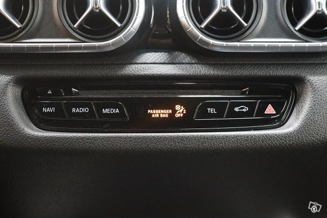 Mercedes-Benz X 22