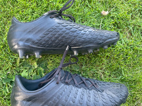Nike Jalkapallokengät, Jalkapallo, Urheilu ja ulkoilu, Kotka, Tori.fi Nike Jalkapallokengät, Jalkapallo, Urheilu ja ulkoilu, Kotka, Tori.fi
