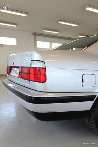 BMW 525 10