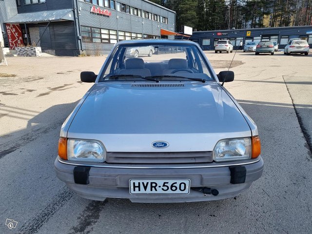 Ford Orion 7
