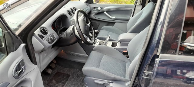 Ford S-Max 5