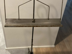 Nuottiteline, Muu musiikki ja soittimet, Musiikki ja soittimet, Kuopio, Tori.fi Nuottiteline, Muu musiikki ja soittimet, Musiikki ja soittimet, Kuopio, Tori.fi
