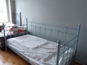 Sininen Ikea tromsnes sängynrunko, Sängyt ja makuuhuone, Sisustus ja huonekalut, Helsinki, Tori.fi Sininen Ikea tromsnes sängynrunko, Sängyt ja makuuhuone, Sisustus ja huonekalut, Helsinki, Tori.fi