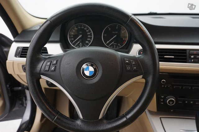 BMW 318 19