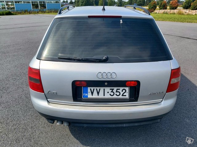 Audi A6 8