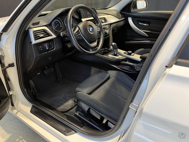 BMW 318 13