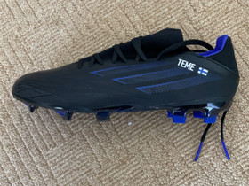 Adidas Speedflow nappikset, Jalkapallo, Urheilu ja ulkoilu, Pori, Tori.fi Adidas Speedflow nappikset, Jalkapallo, Urheilu ja ulkoilu, Pori, Tori.fi