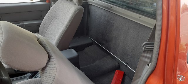 Nissan King Cab 6