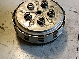 Suzuki PVn kytkinpakka, Mopojen varaosat ja tarvikkeet, Mototarvikkeet ja varaosat, Lapua, Tori.fi Suzuki PVn kytkinpakka, Mopojen varaosat ja tarvikkeet, Mototarvikkeet ja varaosat, Lapua, Tori.fi
