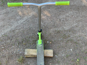 Scoot, Rullaluistelu ja skeittaus, Urheilu ja ulkoilu, Kouvola, Tori.fi Scoot, Rullaluistelu ja skeittaus, Urheilu ja ulkoilu, Kouvola, Tori.fi