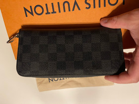 Louis Vuitton Zippy Wallet Vertical, Muut asusteet, Asusteet ja kellot, Turku, Tori.fi Louis Vuitton Zippy Wallet Vertical, Muut asusteet, Asusteet ja kellot, Turku, Tori.fi