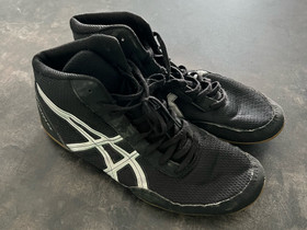 Asics painikengät, Muu urheilu ja ulkoilu, Urheilu ja ulkoilu, Seinäjoki, Tori.fi Asics painikengät, Muu urheilu ja ulkoilu, Urheilu ja ulkoilu, Seinäjoki, Tori.fi