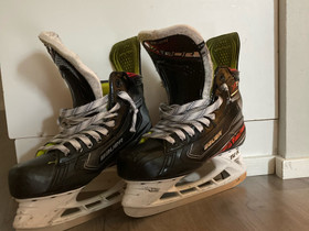 Bauer Vapor x2.9 koko 8 Fit 2(43), Jääkiekko ja luistelu, Urheilu ja ulkoilu, Lapua, Tori.fi Bauer Vapor x2.9 koko 8 Fit 2(43), Jääkiekko ja luistelu, Urheilu ja ulkoilu, Lapua, Tori.fi